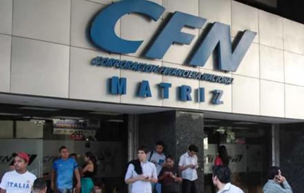 Otras versiones se receptarán en el edificio de la Corporación Financiera Nacional (CFN) hasta donde se ha trasladado la Fiscalía.