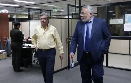 Referencial. Fausto Jarrín (d), defensor del expresidente Rafael Correa, dijo: “ya presenté mi impugnación a la decisión de la fiscal”.