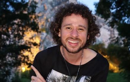 Luisito Comunica aclara su supuesta infidelidad