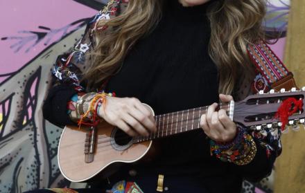 La cantante ecuatoriana Mirella Cesa acaba de lanzar el tema Vaivén.