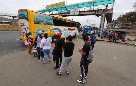 En los andenes de las instalaciones estacionarán buses de las cooperativas Liberpesa, Costa Azul, Villamil y Posorja.