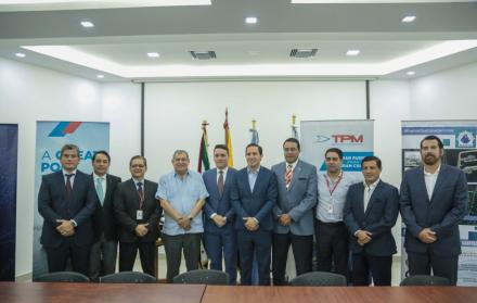La alianza fue firmada por representantes de la Agencia Naviera CMA-CGM Ecuador, Terminal Portuario de Manta, Autoridad Portuaria de Manta; y la Cámara de Industriales y Procesadores de Atún.