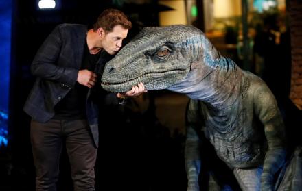 Los dinosaurios invaden Los Ángeles y hacen realidad el ‘Jurassic World’