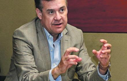 Aún no empieza la campaña, pero Páez sigue con la lengua afilada.