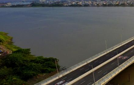 Afluente. Alrededor de cuatro millones de habitantes que viven en torno al río Daule son parte del plan de recuperación.