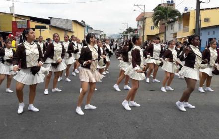 Casi tres mil estudiantes desfilaron en las calles porteñas.