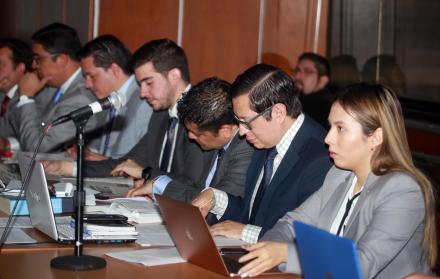 El décimo día de la jornada, el pasado viernes, empezó a las 10:00 y culminó cerca de la medianoche, con los alegatos a favor de la defensa de los empresarios acusados en calidad de autores, Pedro Verduga y José Verdú.