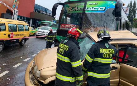 Accidente de tránsito registrado en la avenida Simón Bolívar.