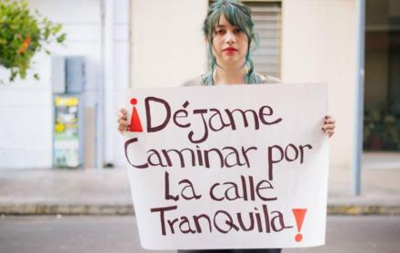 ‘Gas violeta’: la defensa artesanal de las mujeres contra el acoso callejero en México