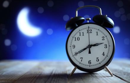 Dormir poco puede causar otras enfermedades a quienes tienen diabetes e hipertensión.