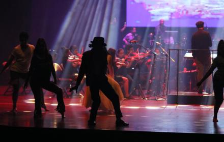 Audiovisuales, danza con el Ballet del Teatro e invitados especiales, serán parte de este memorable evento.