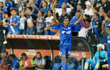 Emelec golpeó al más caro de Brasil