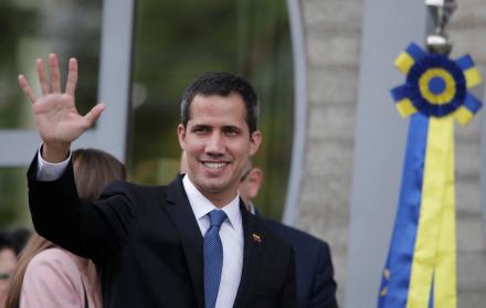 Los representantes de Guaidó en Brasil aún no han precisado hasta cuándo permanecerá en el país ni si tiene previsto regresar desde la capital brasileña a Caracas. 