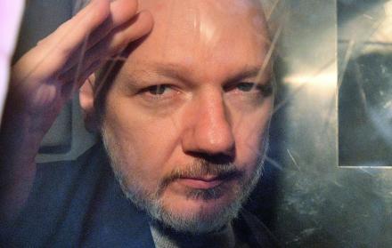 La reapertura de la investigación sueca sobre Assange relanza también un proceso judicial que se prolonga desde hace casi una década.
