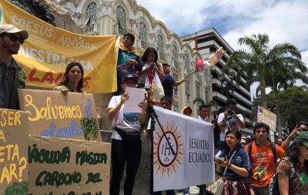 La iniciativa ‘Friday for future’ se llevó adelante en Guayaquil, donde los ciudadanos se unieron en una manifestación para alertar sobre la crisis climática.