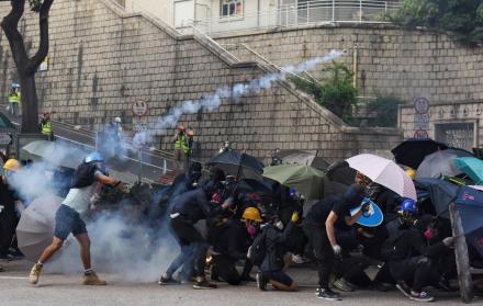 Hong Kong: Enfrentamientos y detenciones se intensifican