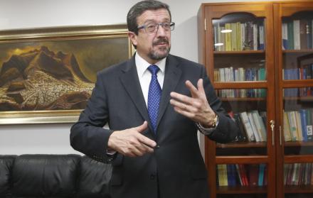 Control. El procurador Íñigo Salvador presentó una reforma legal. 