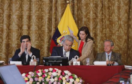 Según Jarrín, dentro del estado de excepción está restringido el derecho a la reunión y actividades que distorsiones la paz social.
