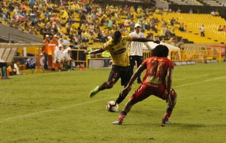 Pedro Velasco dio una asistencia en la victoria de su equipo.