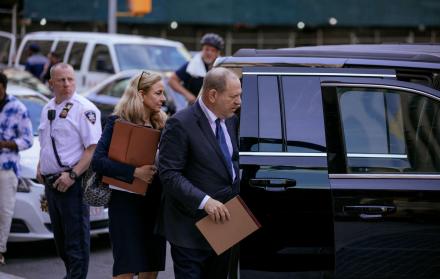 Harvey Weinstein cambia de defensa dos meses antes de juicio