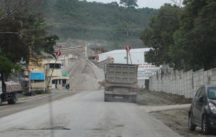 Entre los problemas que aquejan al sector, también están los olores que emanan algunas fábricas de la zona.