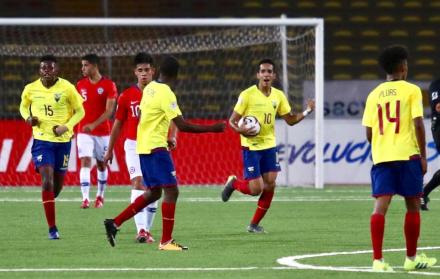 El resultado permite al equipo de Javier Rodríguez sumar 7 puntos y ratificar el primer lugar en el grupo, con altas de posibilidades de conseguir el pase a la fase final del torneo.