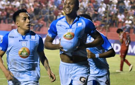 Michael Estrada, jugador del Macará, marcó dos goles que ubicó a su equipo al segundo lugar.