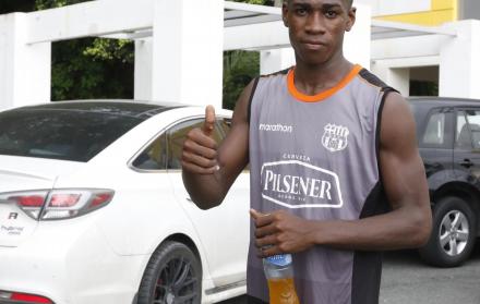 Imagen de archivo. Félix Torres, zaguero central de Barcelona, fue fichado por el club canario en 2017.