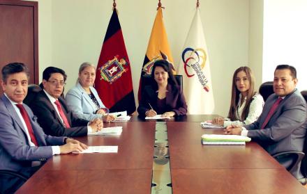 Maldonado recordó que cerca de nueve meses duró este proceso, que tuvo la participación de veedores.