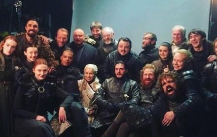 Elenco de ‘Juego de Tronos’, la popular serie de HBO que el domingo llegó a su fin tras ocho temporadas.