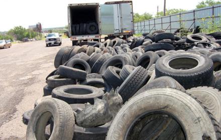 Referencial. La meta es llegar al final del año 2019 con 1.6 millones de neumáticos reciclados y convertidos en materia prima. 