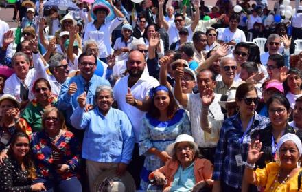 El grupo en uno de los selfies que durante el acto se tomaron