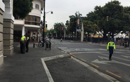 Así lucía una de las principales vías de la ciudad luego de los desmanes y protestas registradas el 7 de octubre.