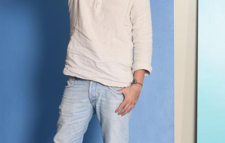 Dave es un conocido empresario vinculado a la industria de la cosmetología y la salud estética.