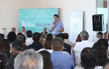 Visita de Otto Sonnenholzner a Santa Elena.