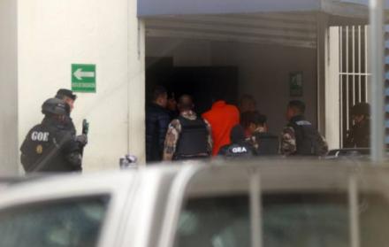 El fiscal indicó que existió la participación de un civil que trabajaba en el Ministerio de Defensa encargado del sistema de inventario logístico del Ejército.