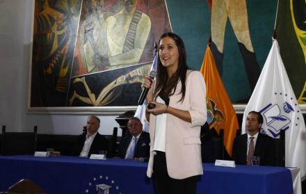 Rocío Serrano Rodríguez ofreció una charla magistral, en la Casona Universitaria.