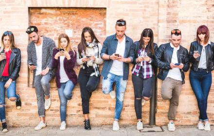 Son parte de la generación ‘mute’ personas de entre 14 y 25 años.