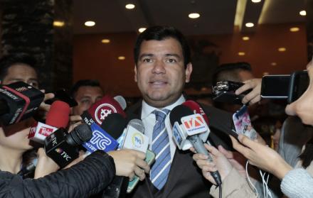 César Litardo, presidente de la Asamblea Nacional, habló sobre la suspensión de sueldos a los asambleístas que se encuentran en la embajada de México.