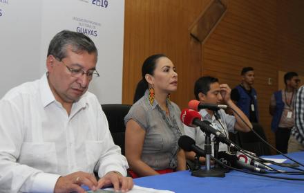 El promedio de edad de los candidatos a las alcaldías de Guayaquil y Quito; y de las prefecturas de Guayas y Pichincha fluctúa entre los 49 y 57 años de edad.