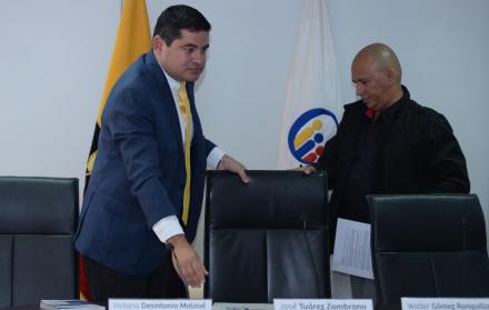 Esta acusación a Tuárez es por proselitismo político y por incumplimiento de funciones.