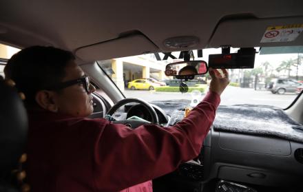 Criterio. Los taxímetros por lo general están de adorno. Los conductores insisten en pactar la carrera.