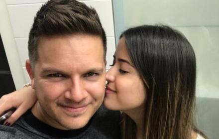 La hija de Diosdado Cabello, Daniela, con el cantante Omar Acevedo.