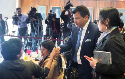 El presidente de la Asamblea Nacional, César Litardo, se reunió ayer con los representantes de la prensa.