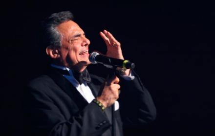 La primera vez que José José tuvo contacto con ovnis habría sido en Ciudad de México.