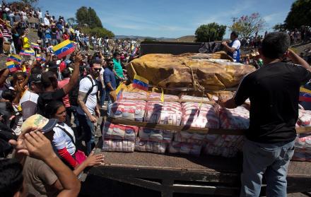 Ayuda humanitaria para venezolanos