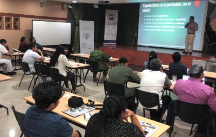 El seminario se desarrolló en las instalaciones de la Aviación Civil en Guayaquil.