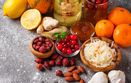 Es necesario consumir la vitamina A, D y C, el omega 3, el hierro y el potasio de ciertos alimentos.