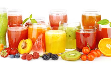 Imagen referencial. La mujer se colocó un suero con el zumo de 20 tipos de frutas.