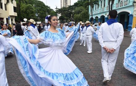 Este martes se realizará el pregón octubrino desde las 09:00. 
